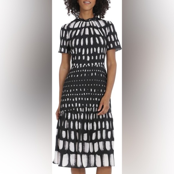 MAGGY LONDON • ABSTRACT PRINT • TIERED MIDI DRESS • NWT - Picture 2 of 8